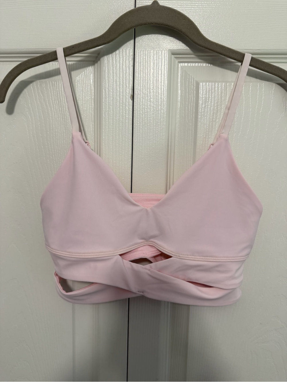 Lululemon Still Now Bra *Light Support, A/B Cup
Strawberry Milkshake Size 6 VGUC